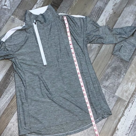 Women's Under Armour Loose AllSeason Gear Asymmetrical Hotshot 1/2 Zip - Small - Picture 7 of 11